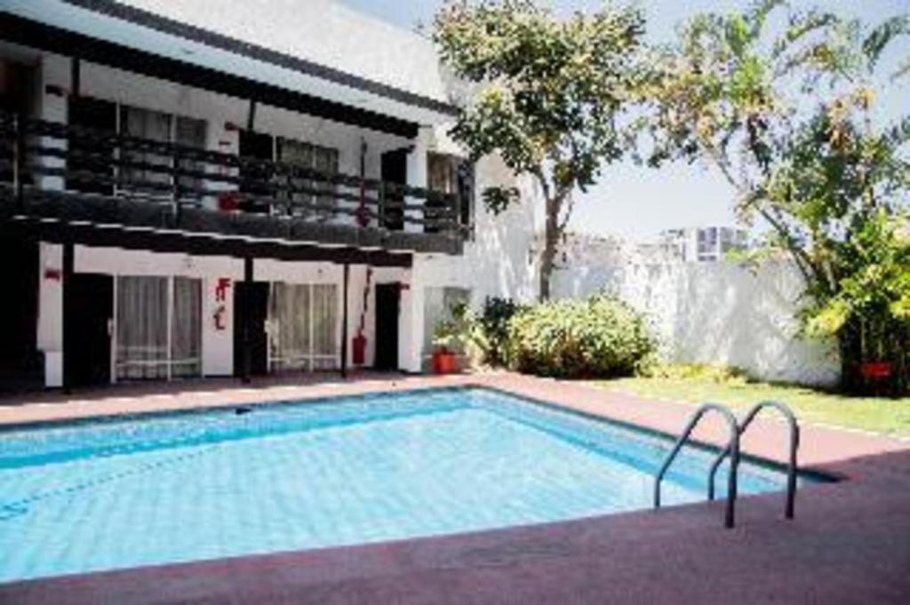 Hotel Portonovo Plaza Expo Zapopan Exterior photo