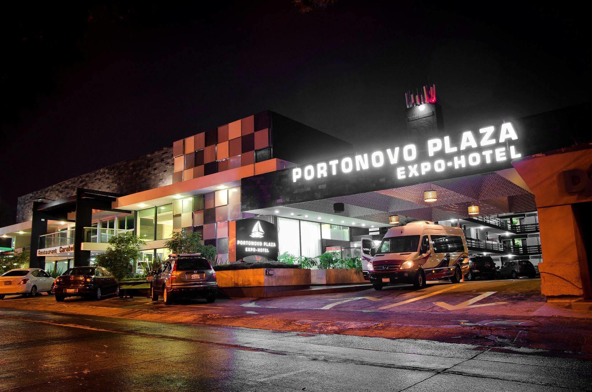 Hotel Portonovo Plaza Expo Zapopan Exterior photo